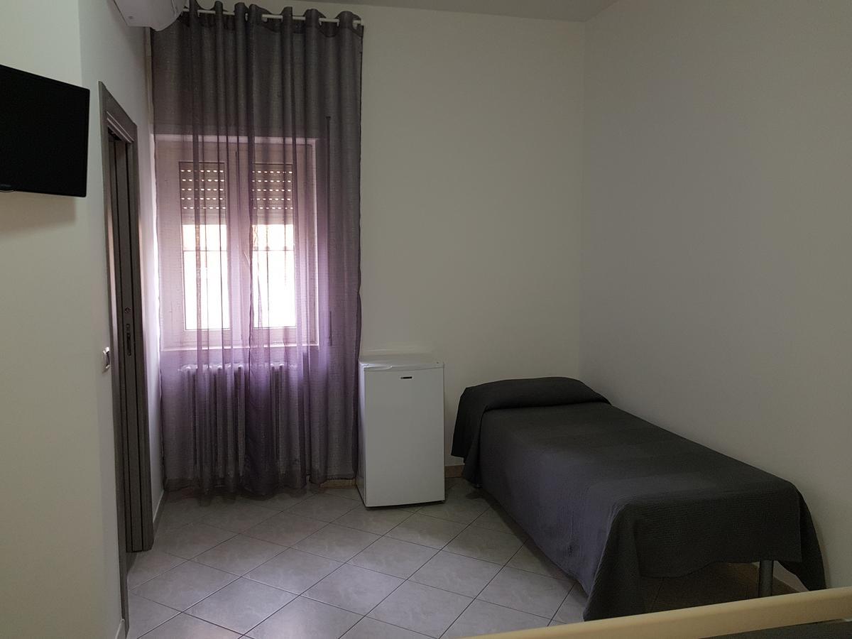Holiday B&B Vico Del Gargano Exterior photo