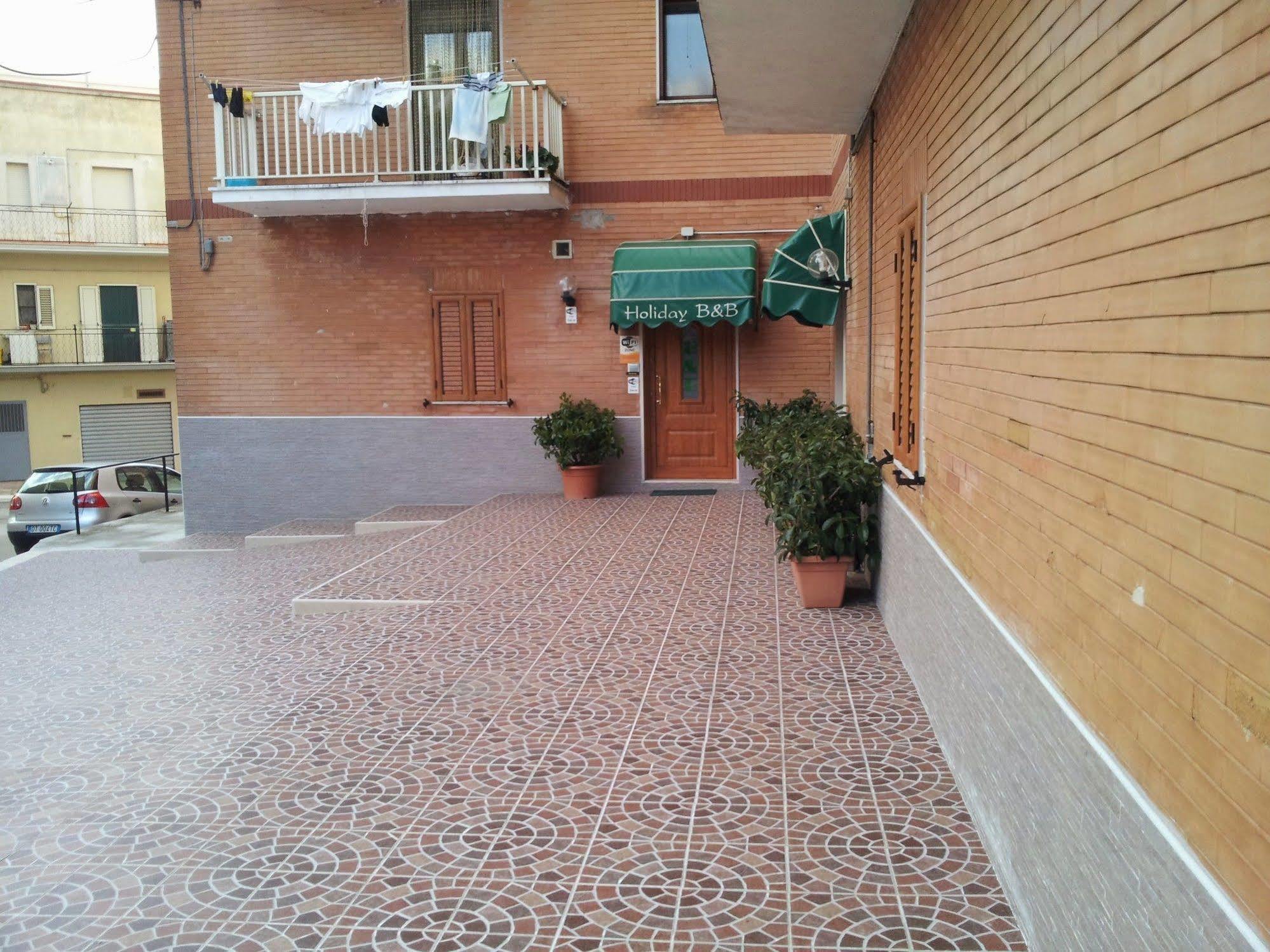 Holiday B&B Vico Del Gargano Exterior photo